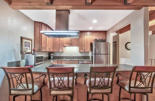 Al Tahoe House | Waterfront 180’ views Rent for summer of 2022 Memorial Day to LaborDay $30,000