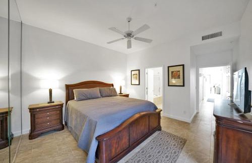 McCormick Ranch House | Waterfront 1st Flr, Gated, 2 Bd Office, Trail