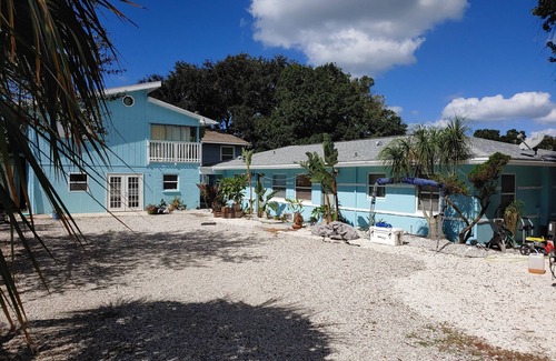 Ozona Apartment | Waterfront 2/1 Apartment In Heart Of Palm Harbor/Ozona