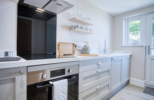 Wiseman's Bridge Apartment | Waterfront 2 - 2 Bedroom Apartment - Wisemans Bridge