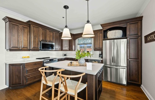 Queens Square Condo | Waterfront 2 Bed/2 Bath Condo, Downtown Charlottetown! Monthly Rental!