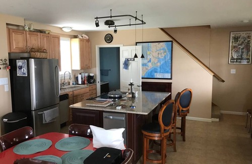 Salter Path House | Waterfront 2-bedroom SF house at the NC coast. Pet friendly w/views of sound.