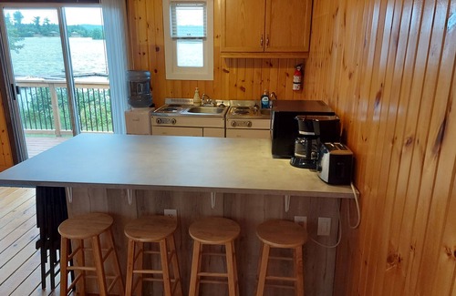 Combermere Condo | Waterfront 2 Bedroom/2 Bath Condo With Beach