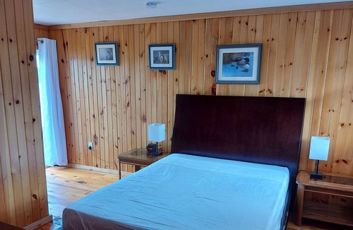 Combermere Condo | Waterfront 2 Bedroom/2 Bath Condo With Beach