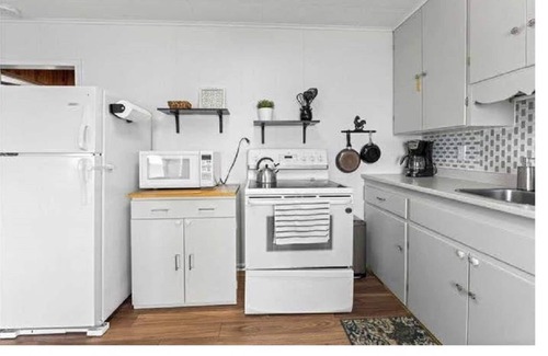 Roseneath Cottage | Waterfront 2 bedroom cottage
