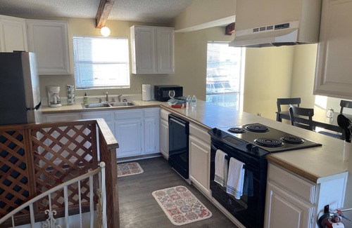 Ingleside on the Bay Condo | Waterfront 2 bedroom condo with pool, boat ramp and slips