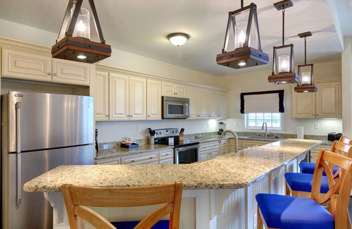 Roper Condo | Waterfront 2BR Condo w/Pool Access