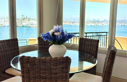 West Newport Villa | Waterfront 3 bd 2ba with amazing bay and beach views. Beach access and walkable