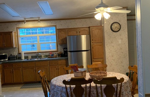 Conneaut Lakeshore House | Waterfront 3 Bedroom 2 Bath Home with DOCK!