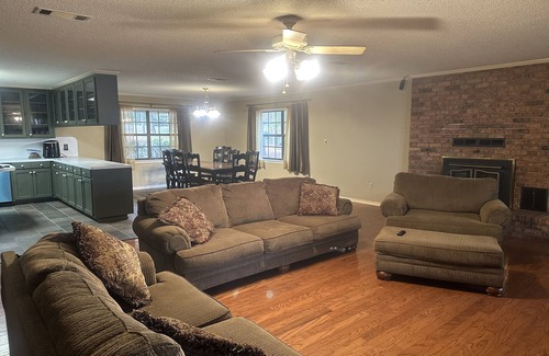 Zwolle House | Waterfront 3 bedroom home right outside North Toledo Bend State Park.