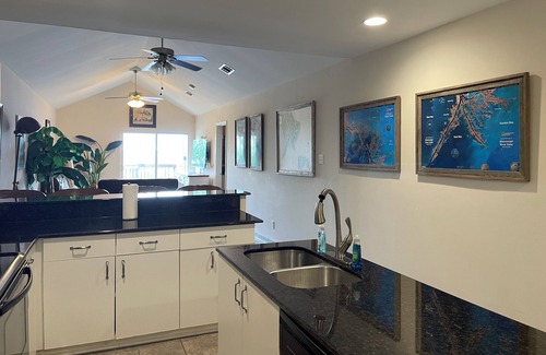 Venice Condo | Waterfront 3BR/2BA Condo in Cypress Cove-10 Beds w large deck for entertaining