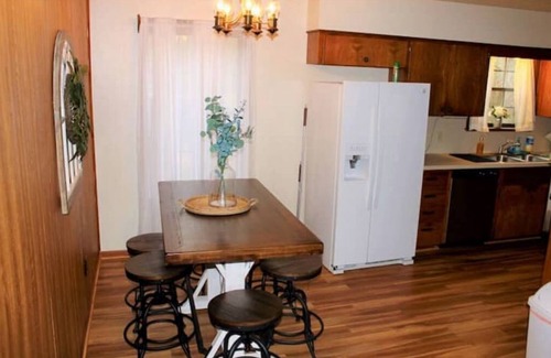 Karnack House | Waterfront 5 Bedroom