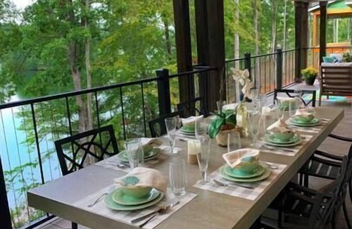 Six Mile House | Waterfront 5BD/5BA Private Dock & 9P-Hottub