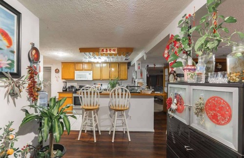 Nassau Bay House | Waterfront 5BR w/Game Room, Near Space Center