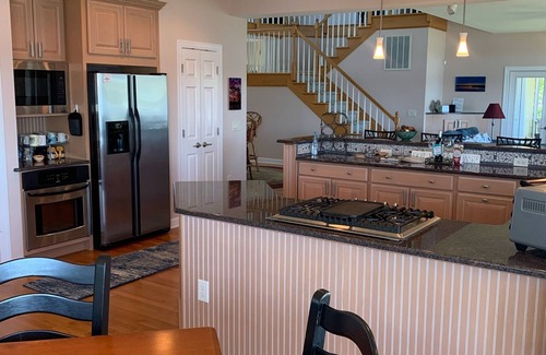 Snug Harbor House | Waterfront! Across from Links @ Albemarle. Great for golfers, families & more!