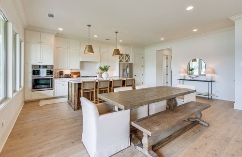 Alexander City House | Waterfront Alexander City Home w/Private Dock!