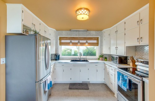 Algoma House | Waterfront Algoma Vacation Rental on Lake Michigan