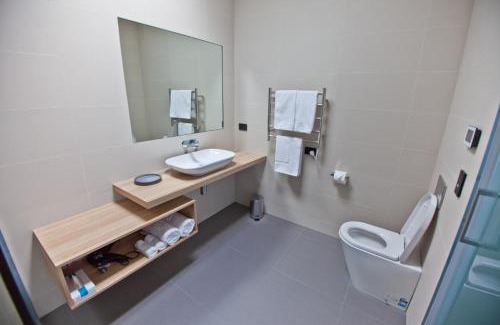 Miandetta Apartment | Waterfront Apartments