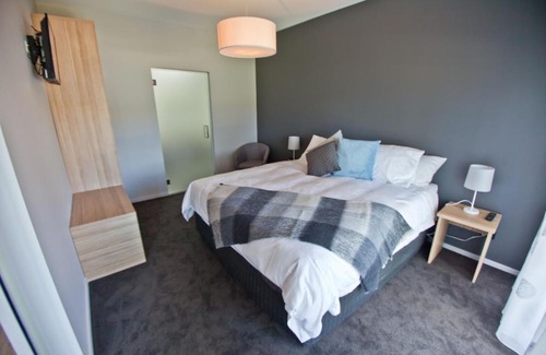 Miandetta Apartment | Waterfront Apartments