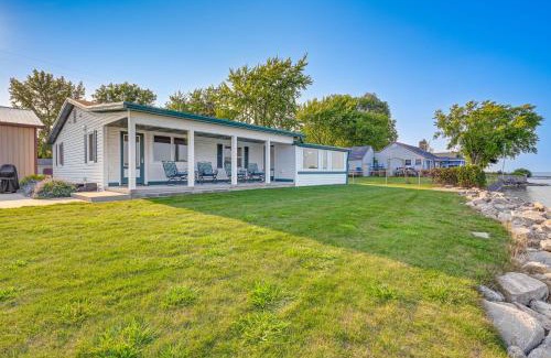 Bay City House | Waterfront Bay City Home with Dock and Boat Launch!