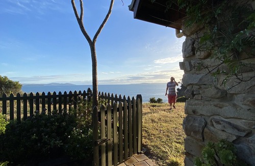 Dodges Ferry House | Waterfront beach house overlooking one of Tassie's favourite surf breaks