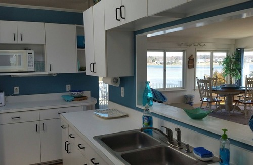 Waterford House | Waterfront Beach House with Great Views, the Perfect