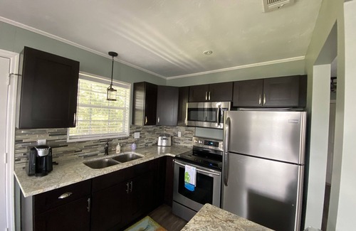 Crawfordville House | Waterfront -Beautiful sunsets, great fishing, scalloping & bird watching