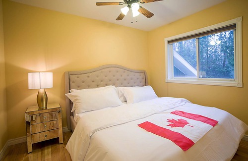 Brock Cottage | Waterfront beautiful cottage
