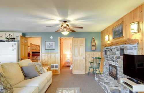 Aitkin Cabin | Waterfront Big Pine Lake Cabin w/ Kayaks!