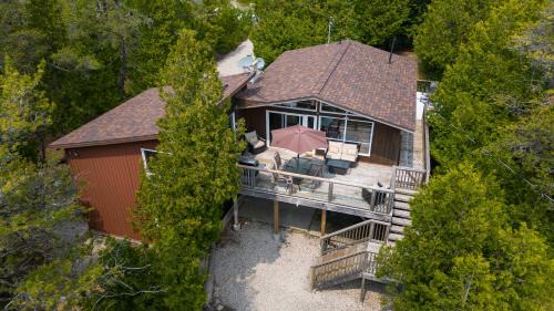Northern Bruce Peninsula Ski Chalet | Waterfront Bliss Near Tobermory