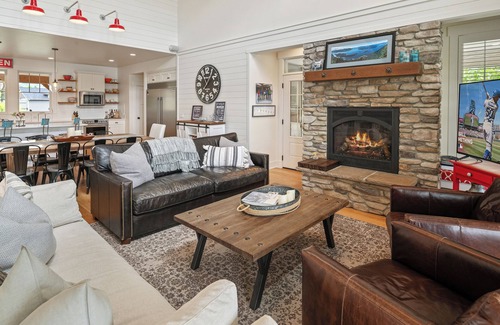 Laclede House | Waterfront, Boat Lift, Hot Tub, Luxury Farmhouse