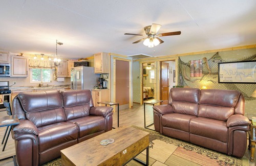 Cedarcreek Cabin | Waterfront Bull Shoals Lake Cabin w/Deck + Views!