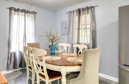 Burgaw House | Waterfront Burgaw Vacation Rental w/Private Yard!