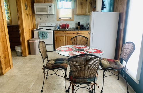 Onalaska Cabin | ♦️WATERFRONT CABIN #2♦️ Lake Livingston, Onalaska, Texas