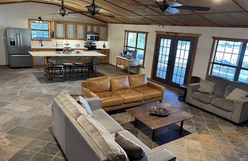 Miller Grove Cabin | Waterfront cabin on private pond.