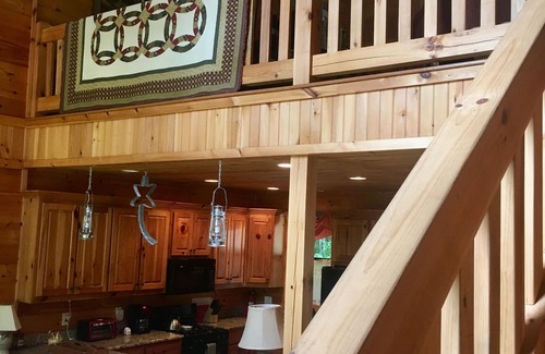 Suches Cabin | Waterfront Cabin on the Toccoa River