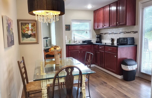 Cherokee Cabin | Waterfront cabin - quick/easy access to surrounding areas