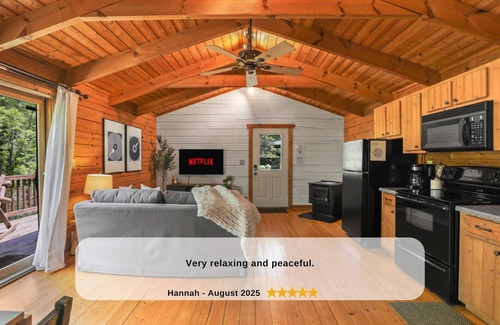 De Soto Cabin | Waterfront Cabin - Sauna - Fire Pit - Bluff Views