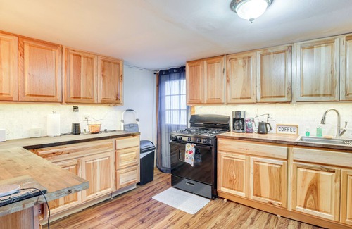 Mozier Cabin | Waterfront Cabin: Tranquil Setting in Mozier!