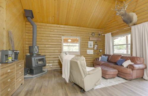 Sheridan House | Waterfront Cabin with Bighorn Mountain Views!