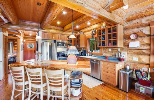 Allyn-Grapeview Cabin | Waterfront cabin with bikes, expansive deck, grill, firepit, W/D, & theater room