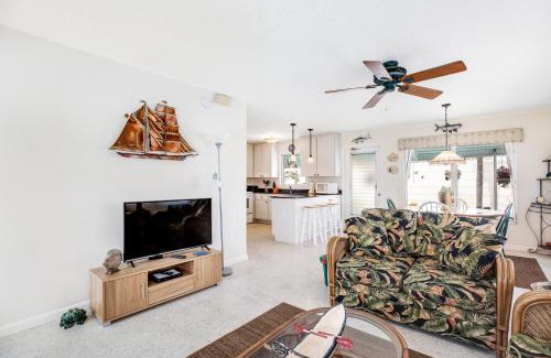 Little Venice House | Waterfront Charmer