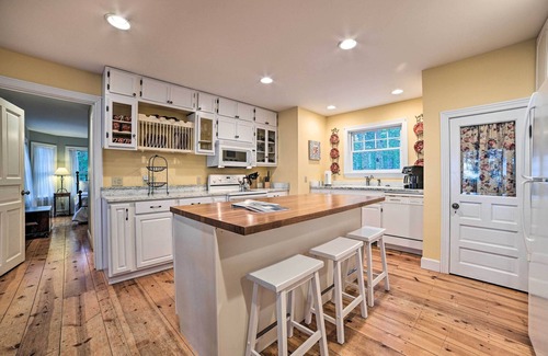 Cheboygan House | Waterfront Cheboygan Home w/Fire Pit
