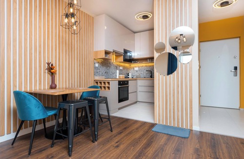 Obuda Apartment | WaterFront City Apartments by UrbanRent