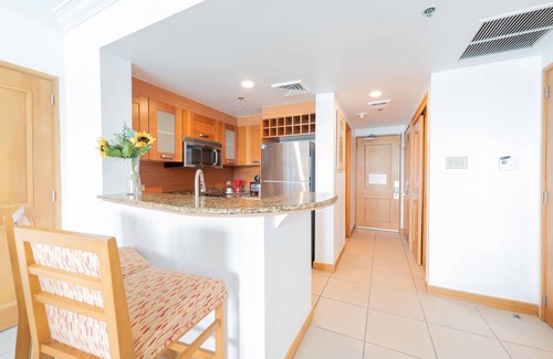 Puerta de Tierra Apartment | Waterfront & city view 2-bedroom, 2-bathroom studio unit in the heart of Condado