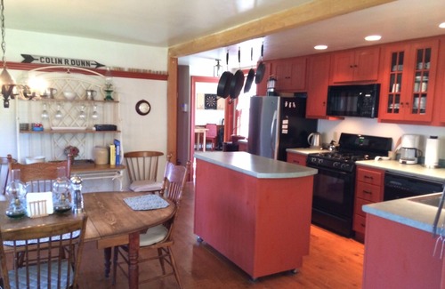 Westport House | Waterfront, coastal GET AWAY on 53 acres, Pet friendly