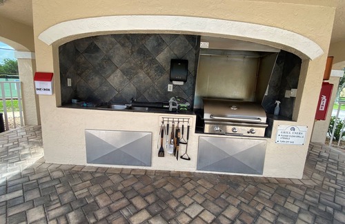Bouchelles Island Condo | WATERFRONT Condo!