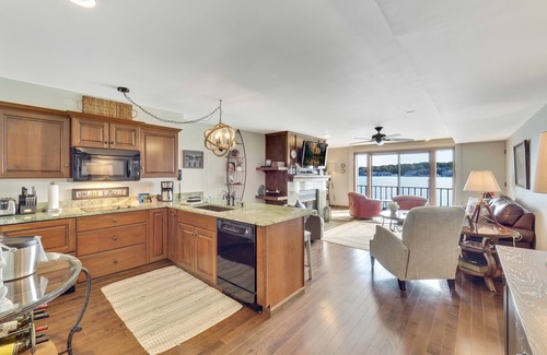 Charlevoix Condo | Waterfront Condo | Amazing Balcony Views | Pool, Hot Tub, Sauna | Sleeps 4