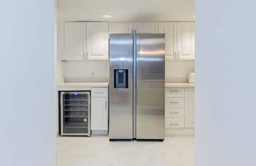 Tamuning House | Waterfront Condo In Tamuningnn