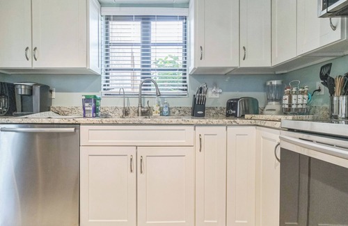 Punta Gorda Apartment | Waterfront Condo l Dock & Near Fisherman’s Village